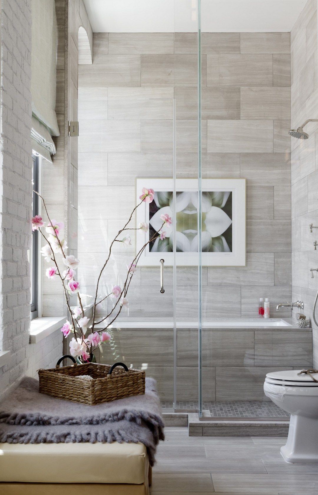 Featured image of post Small Bathroom Ideas With Bathtub And Shower